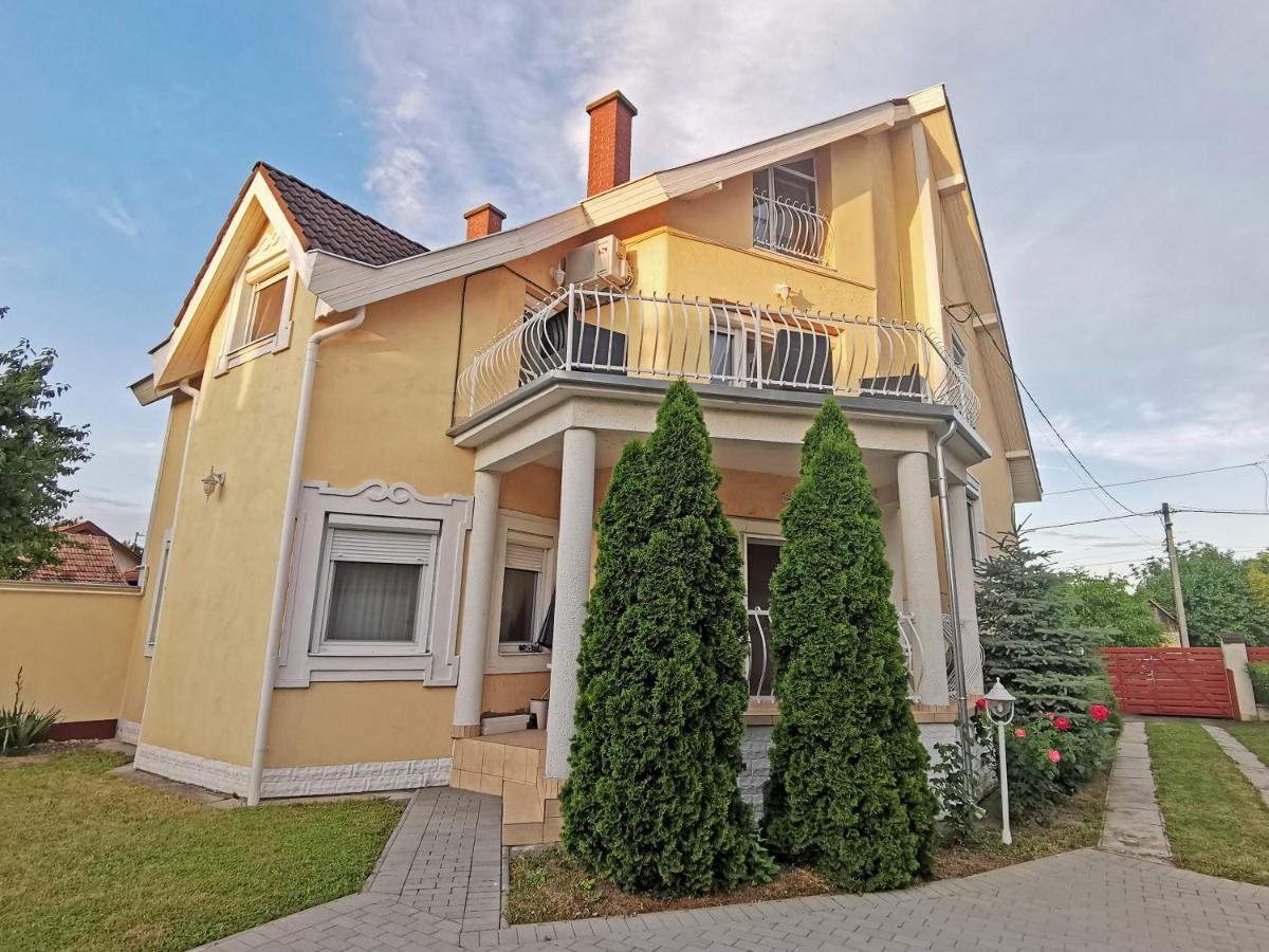 Magic Holiday Vendégház Hajdúszoboszló Exterior foto